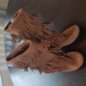 Minnetonka ladies boot moccasins size 8